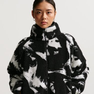【2026年 1/5 発売】NIKE SPORTSWEAR W "Oversized High-Pile Fleece Top" (ナイキスポーツウェア "オーバーサイズド ハイパイル フリース トップス") [IF0345-010]