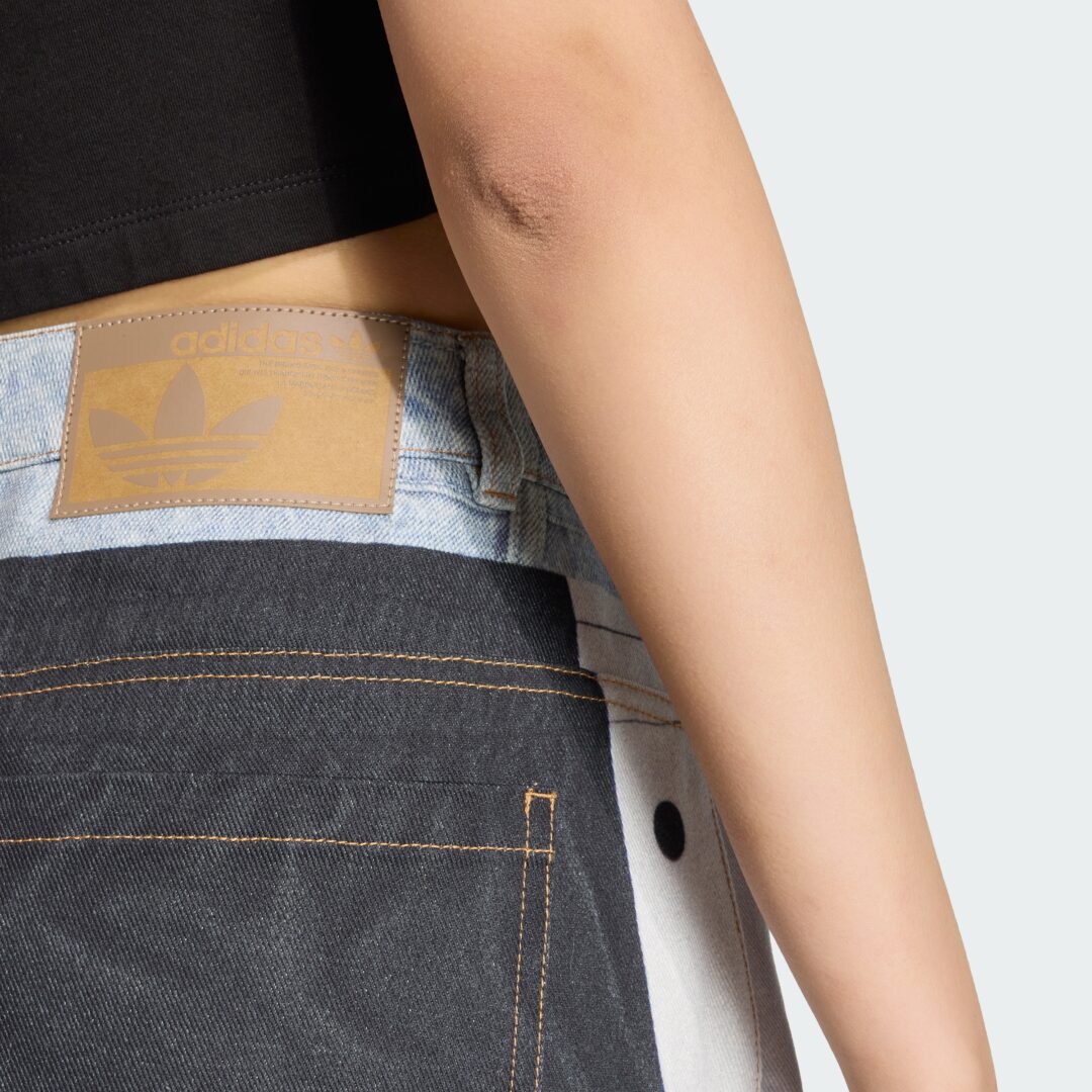 90年代のレトロなストリートウェアの雰囲気が特徴の「アディダス アディブレイク」から”Printed Dead Jeans”が20265年 2/2 発売 (adidas adibreak) [KW4516]