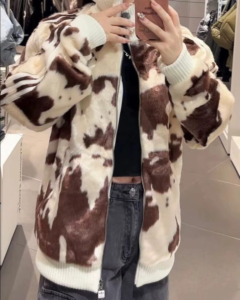 adidas originals TRACK TOP “Animal”が海外発売 (アディダス