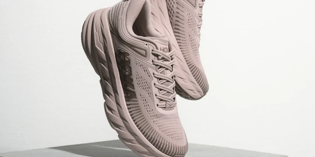 クッション性に優れたランニングシューズ HOKA BONDI 7がオリジナルに忠実なライフスタイルモデルとして2026年 1/30 復刻 (ホカ ボンダイ) ​[1110518/1110519]