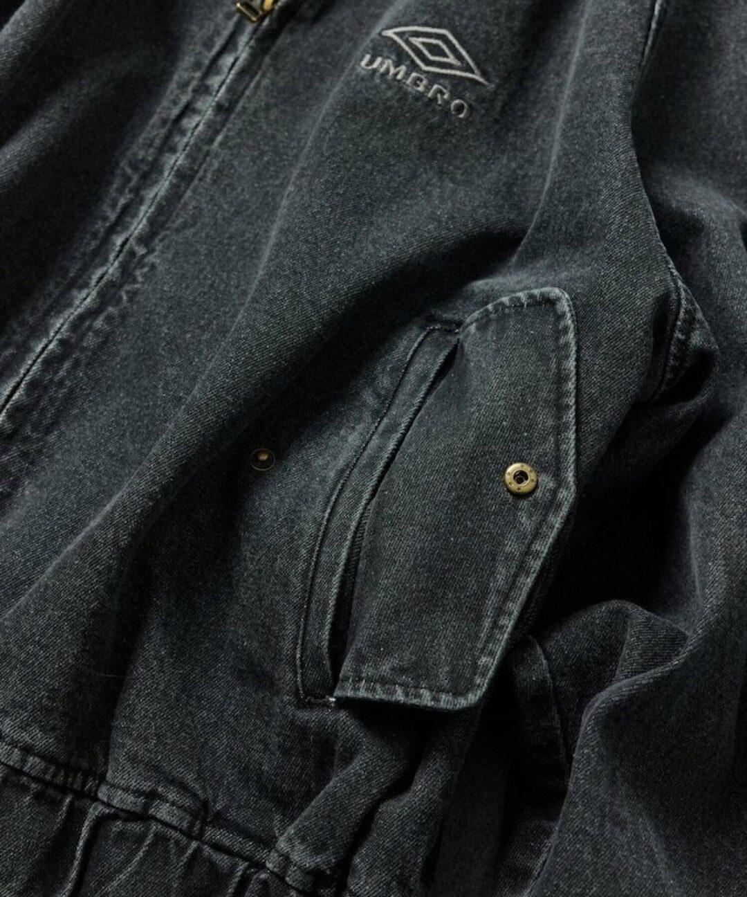 FREAK’S STORE × UMBRO 2026 SS 別注 “SP Denim Stand Collar Blouson”が1月下旬 発売 (フリークスストア アンブロ)