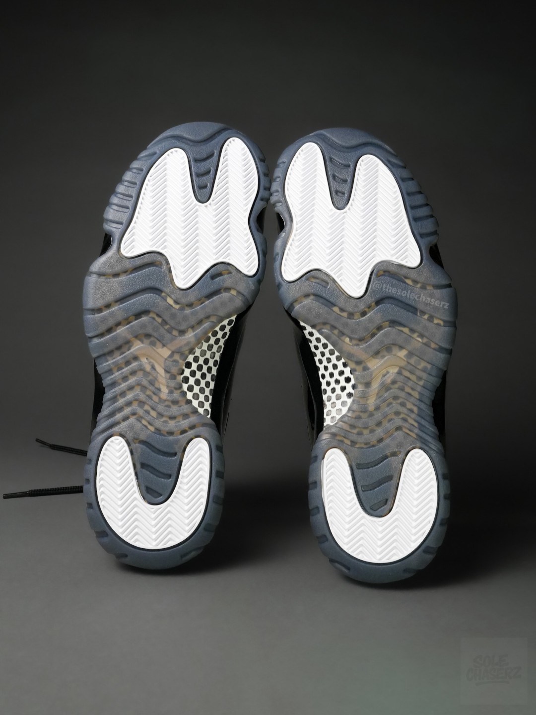 【2026年 9/5 発売予定】COMME des GARCONS HOMME PLUS × NIKE AIR JORDAN 11 2026 FW (コム デ ギャルソン・オム プリュス ナイキ ジョーダン 2026年 秋冬) [IV7639-001/IV7639-100]