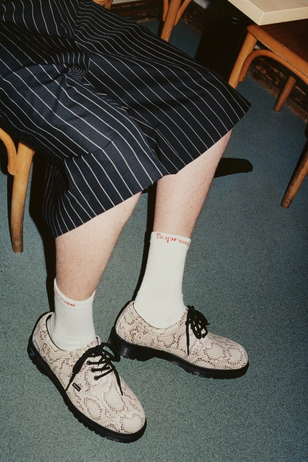 【SUPREME 2026 SS – シュプリーム 2026年 春夏】国内 5/2 発売予定 – week 10に「Dr. Martens Postal Supreme」コラボが登場予定