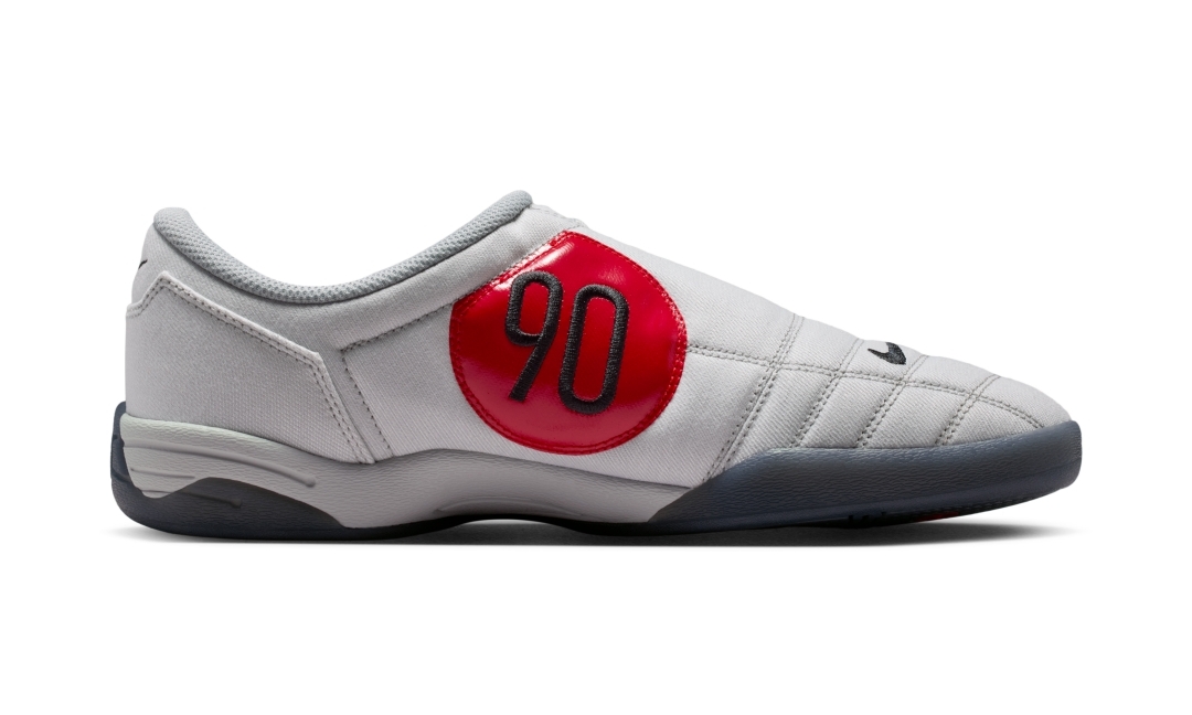 【2026年 夏 発売予定】NIKE TOTAL 90 PREMIUM “Light Smoke Grey/University Red” (ナイキ トータル 90 プレミアム “グレー/レッド”) [IH3585-002]