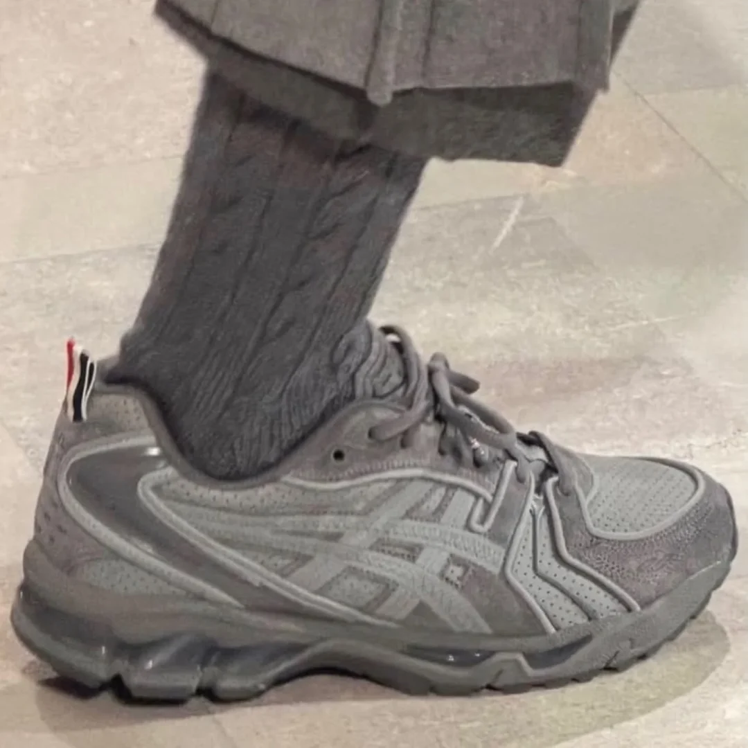 【2026年 3/2 発売予定】THOM BROWNE × ASICS GEL-KAYANO 14 (トムブラウン アシックス ゲルカヤノ)