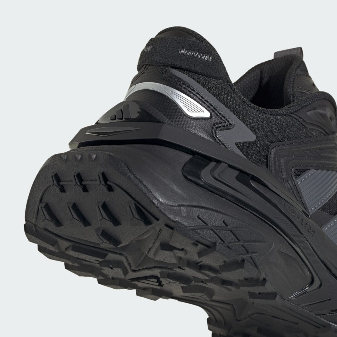 【海外発売】adidas Originals XLG STORM EDGE “Black/Grey” (アディダス オリジナルス エクストララージ ストーム エッジ) [KK1001]