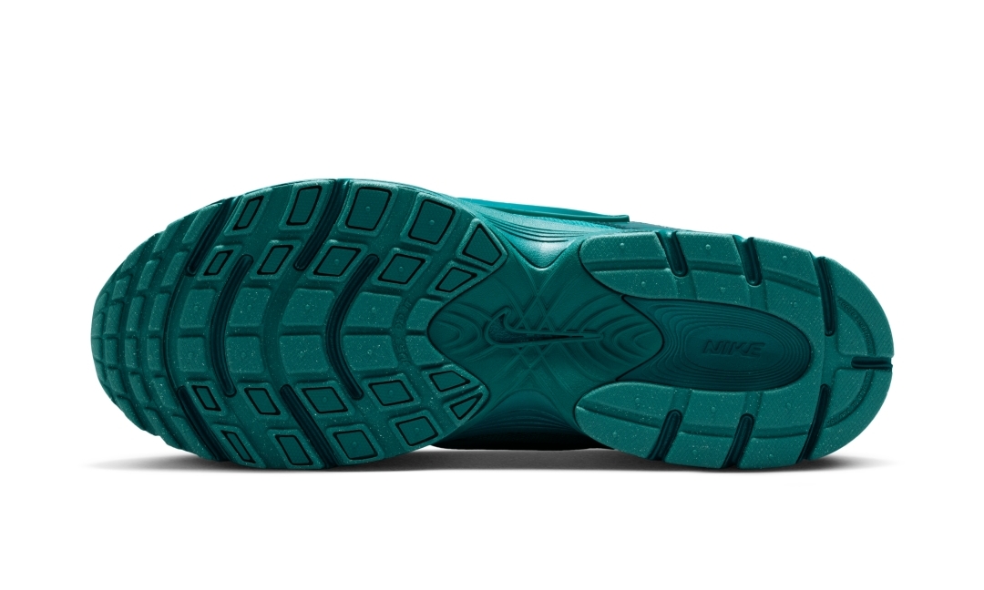 【2026年 春 発売予定】Social Status × NIKE V5 RNR SP (ソーシャル ステータス ナイキ) [IU3431-101/IU3431-301]