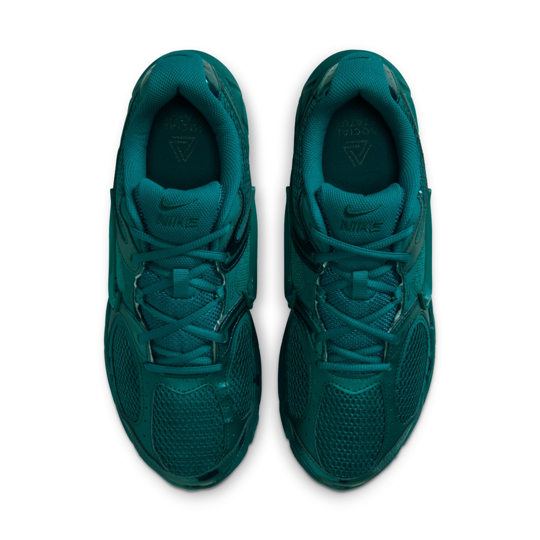 【2026年 春 発売予定】Social Status × NIKE V5 RNR SP (ソーシャル ステータス ナイキ) [IU3431-101/IU3431-301]