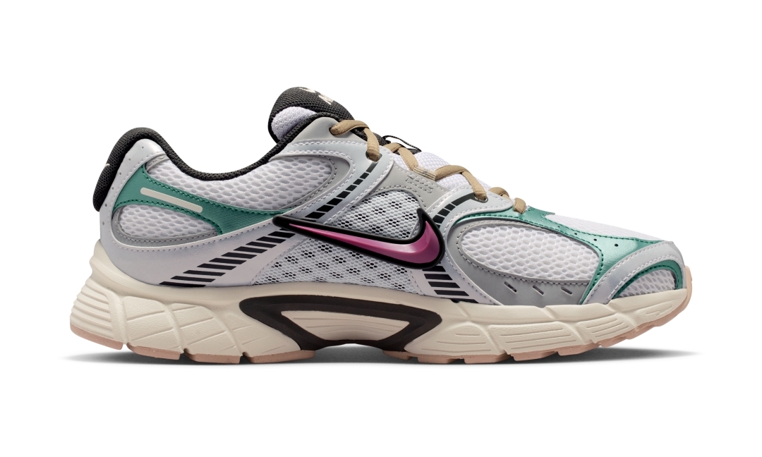 【2026年 春 発売予定】Social Status × NIKE V5 RNR SP (ソーシャル ステータス ナイキ) [IU3431-101/IU3431-301]