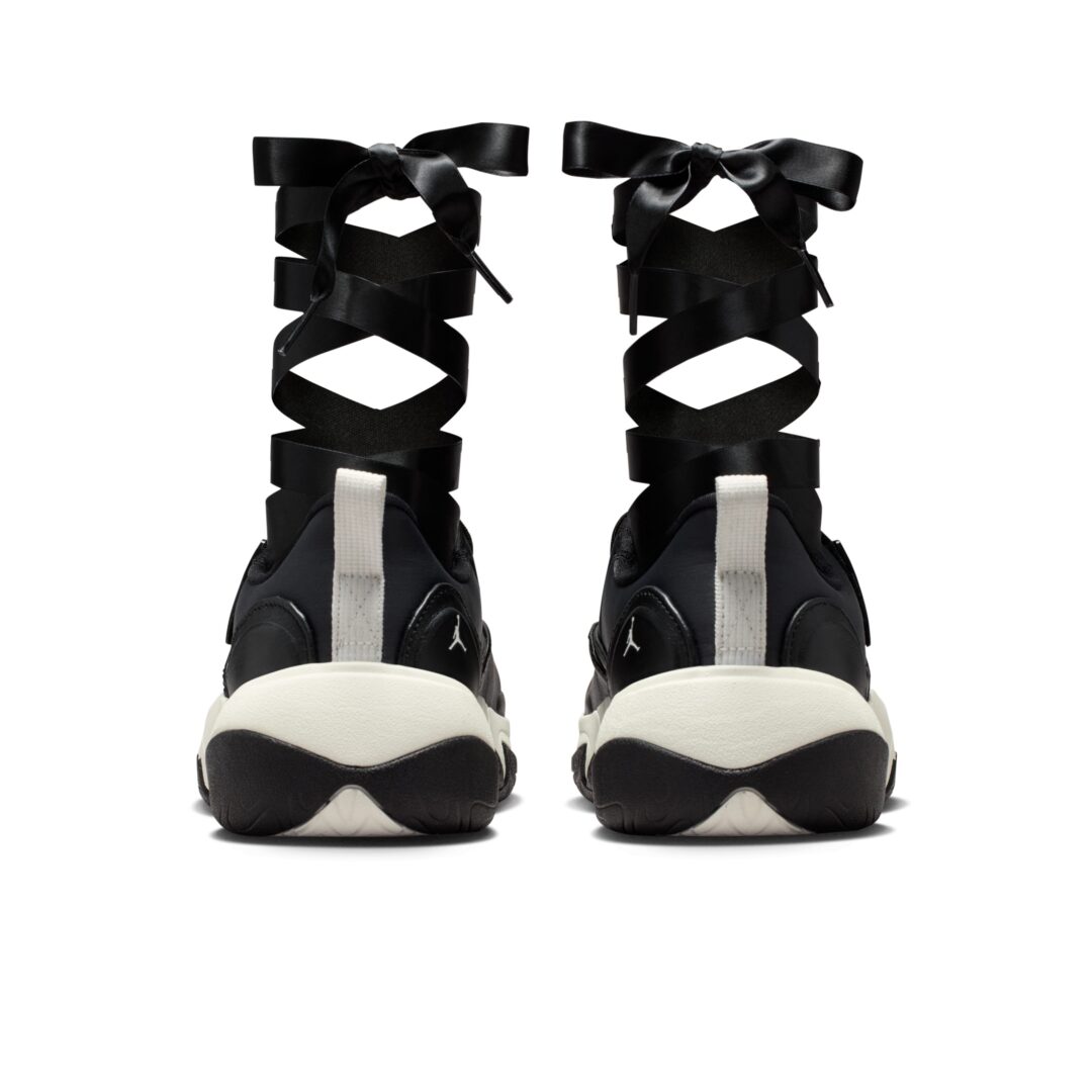 【国内発売】NIKE JORDAN POINTE “Black/Chile Red” (ナイキ ジョーダン ポワント “ブラック/チリレッド”) [IB8597-001/IB8597-600]