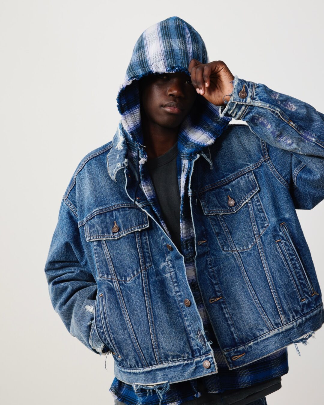 BEAMS 2026 SS "ダメージ デニム ジャケット ワイドショートフィット"が発売 (ビームス)