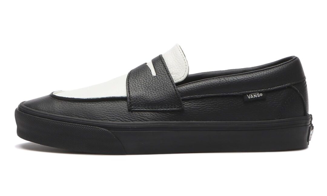 【2026年 3/1 発売】ローファーを再解釈したアーカイブモデル VANS LOAFER 53 “Leather Black/White” (バンズ ローファー “レザーブラック/ホワイト”) [VN000Z0GBPT]