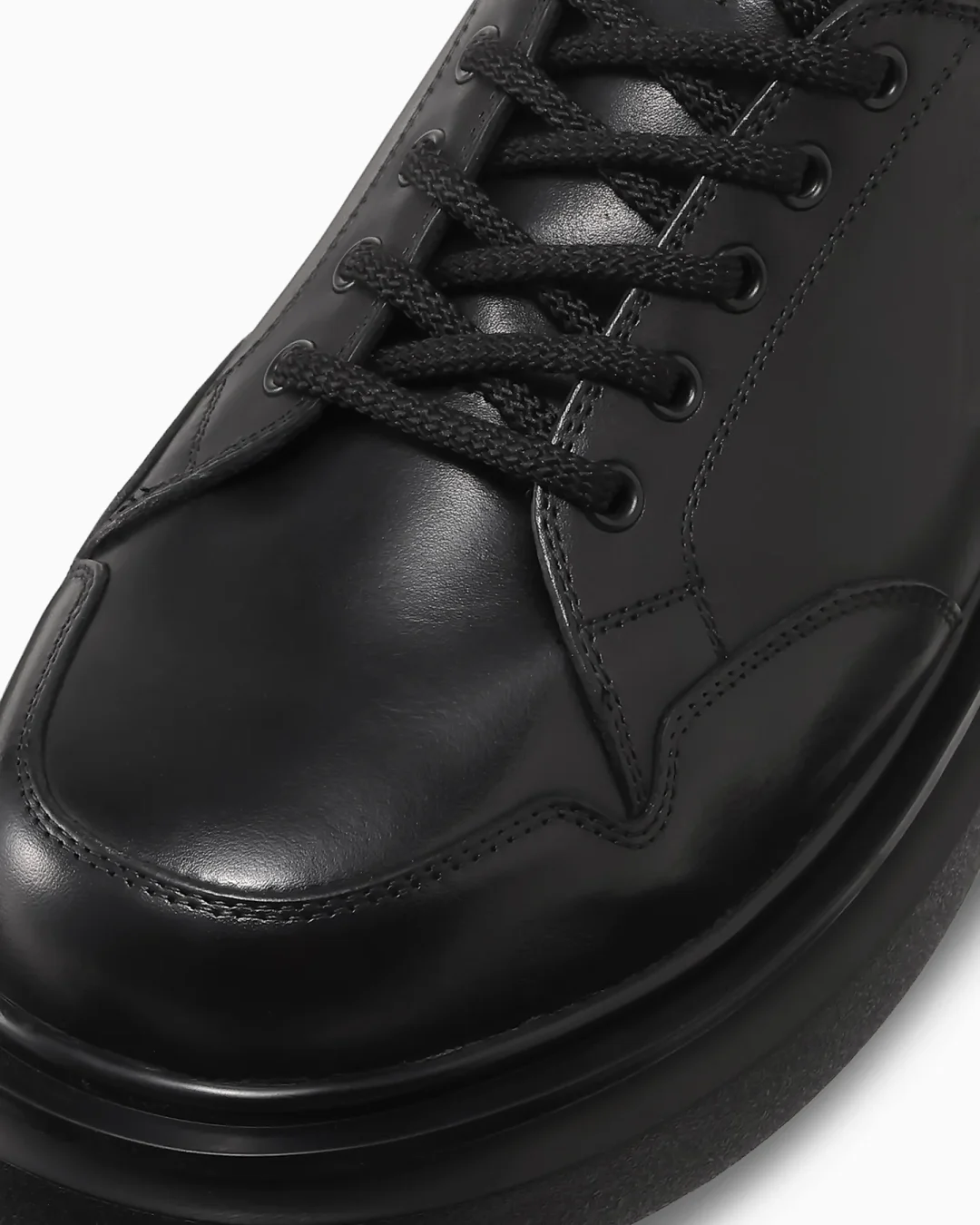 レザーに特化したCONVERSE 新レーベル「ROYAL STAR/ ロイヤルスター」が2026年 3/6 発売 (コンバース)