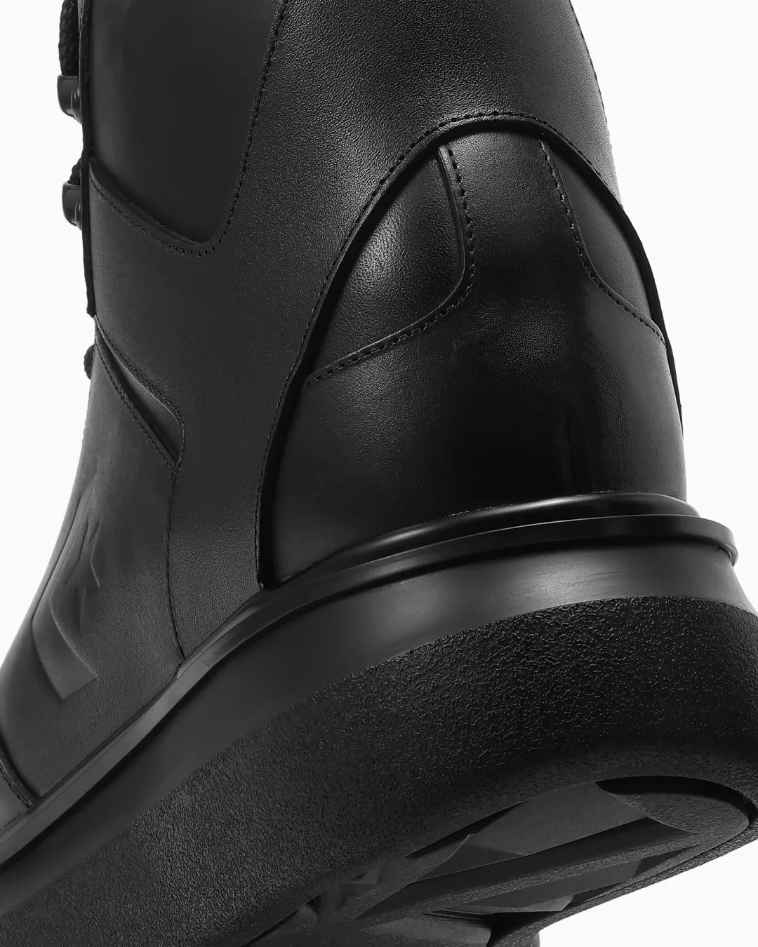 レザーに特化したCONVERSE 新レーベル「ROYAL STAR/ ロイヤルスター」が2026年 3/6 発売 (コンバース)