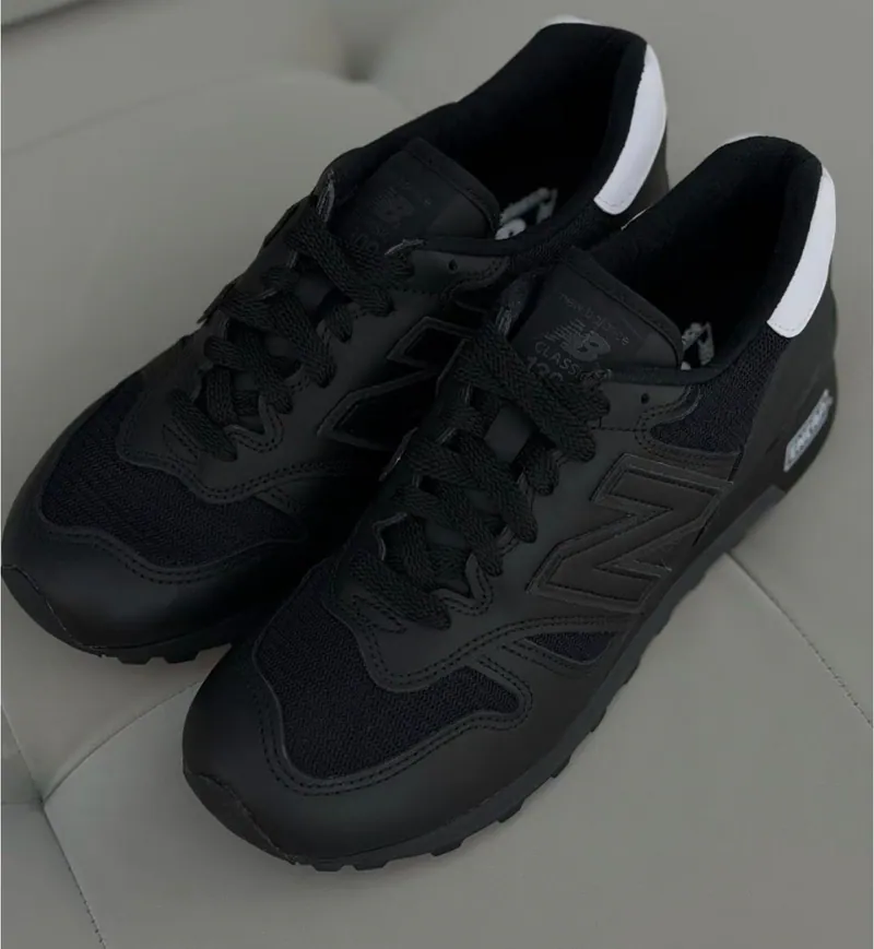 【2026年 2/20 発売予定】WTAPS × New Balance 1300 “Black/White” Made in USA (ダブルタップス ニューバランス)