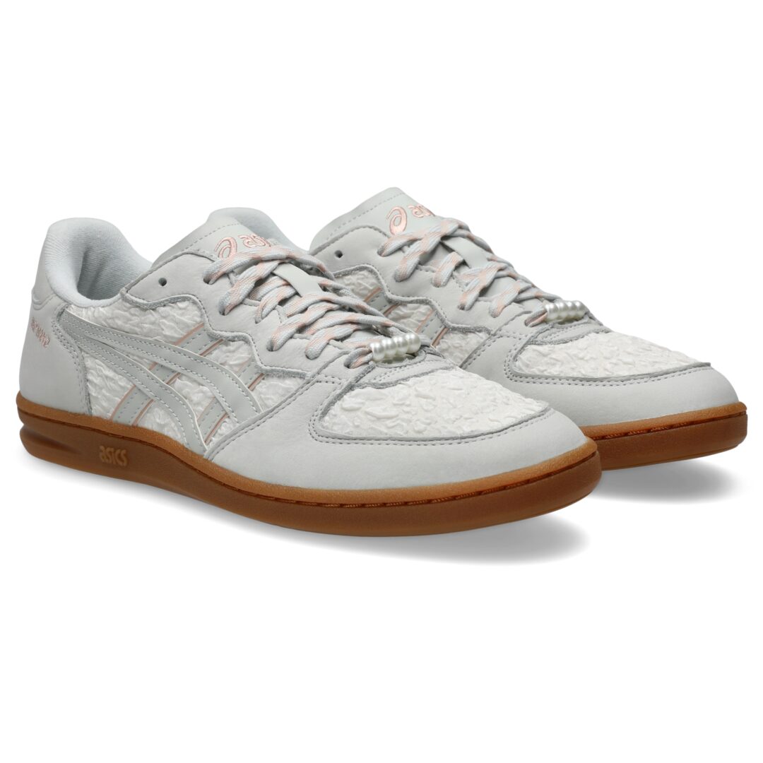 【2026年 3/6 発売】ASICS SKYHAND OG “WHITE/FADED DENIM & BLUSH/GLACIER GREY” (アシックス スカイハンド OG) [1203A880.100/1203A880.700]