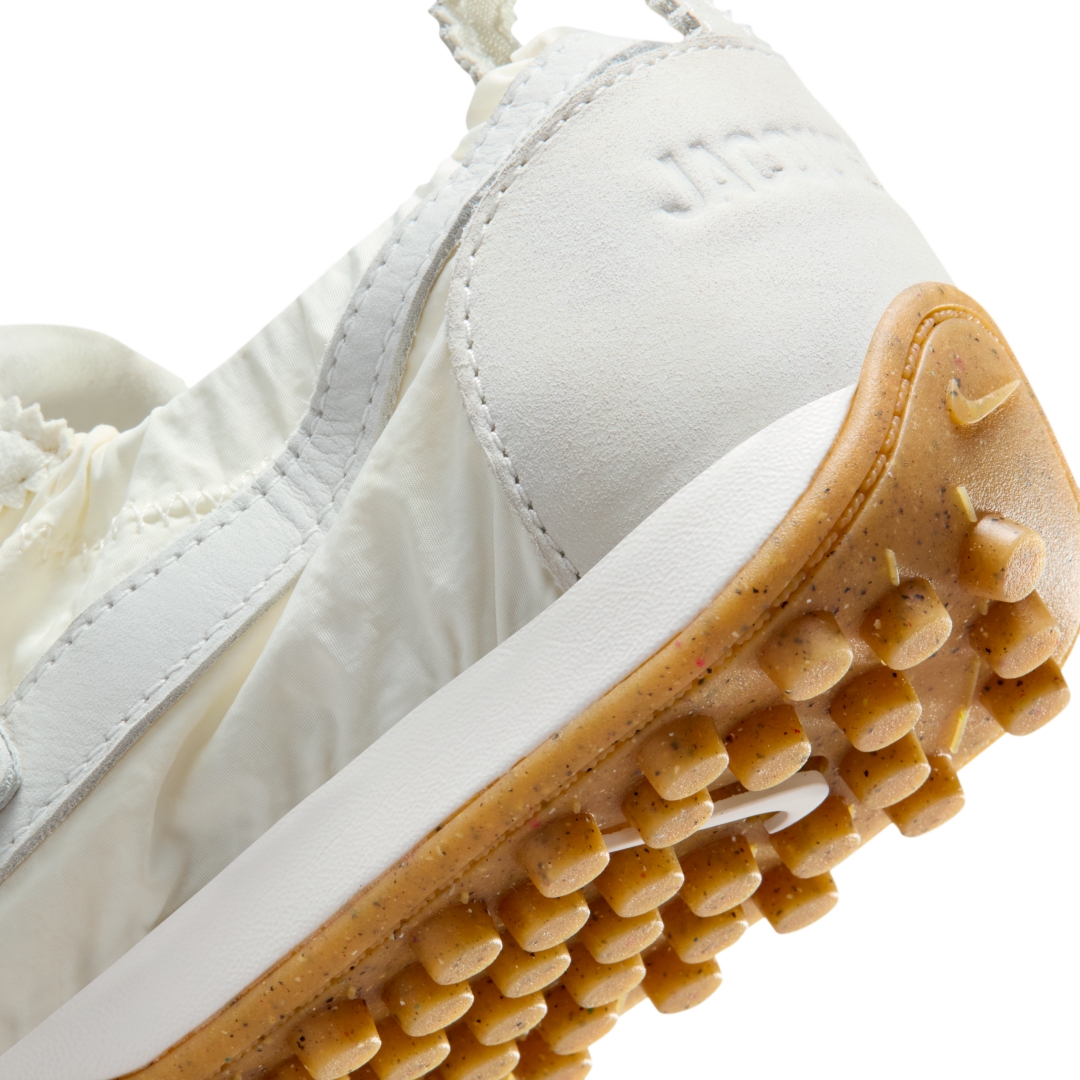 【国内 2026年 3/9 発売】JACQUEMUS × NIKE MOON SHOES 2026 SS (ジャックムス ナイキ ムーンシューズ) [HV8547-002/HV8547-200/HV8547-601]