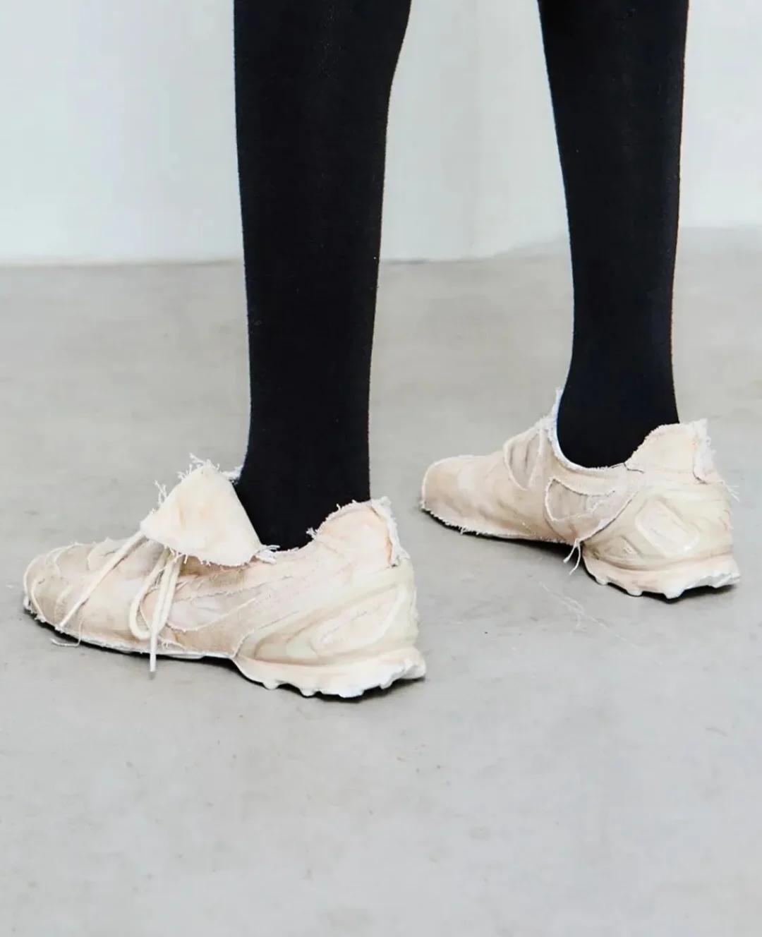 【2026年 2/28 発売】JiyongKim × PUMA V-S1 “Day & Night” (ジヨンキム プーマ ブイエスワン “デイ アンド ナイト”) [406833-01/408787-01]