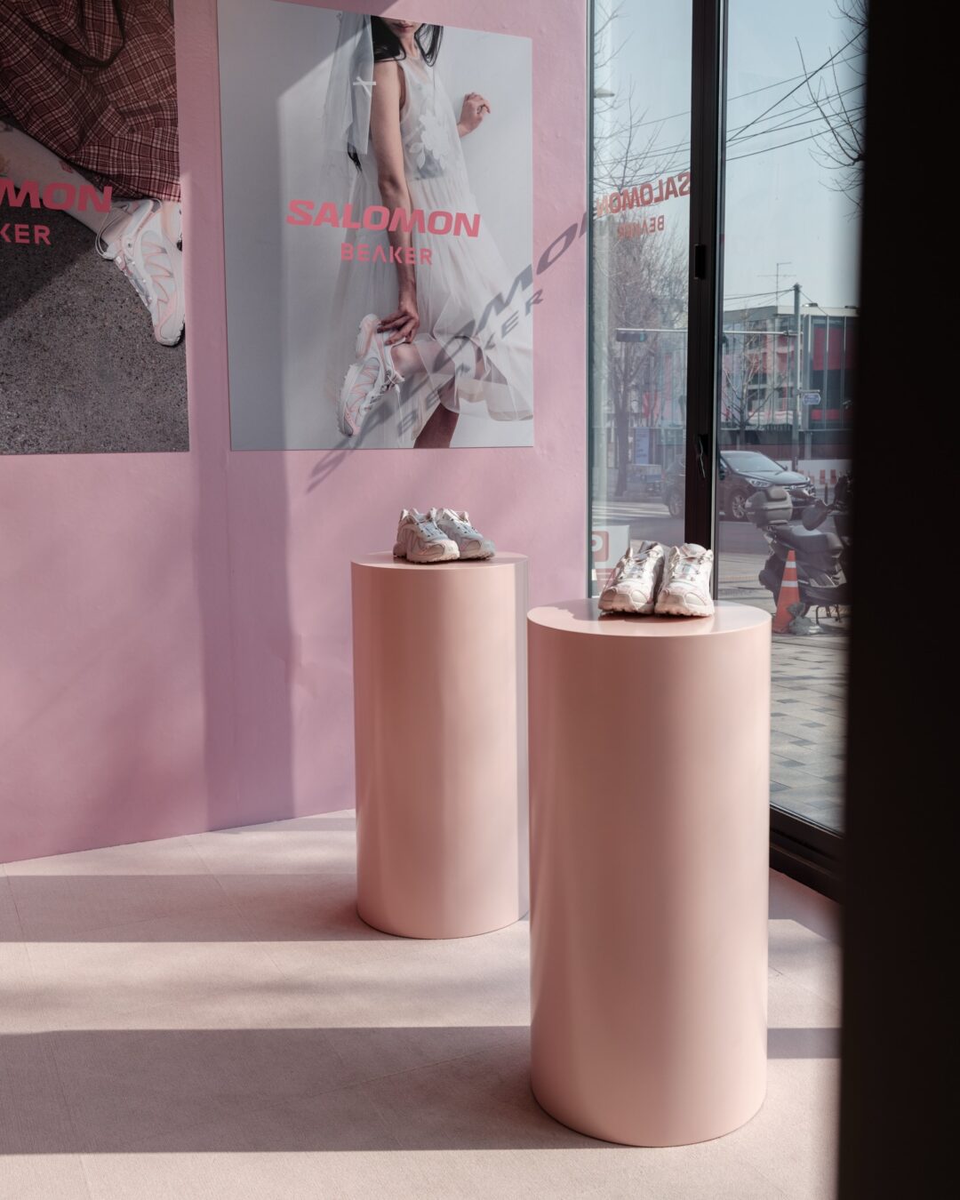 【2026年 2/20 発売】BEAKER × Salomon XT-WHISPER (ビーカー サロモン)