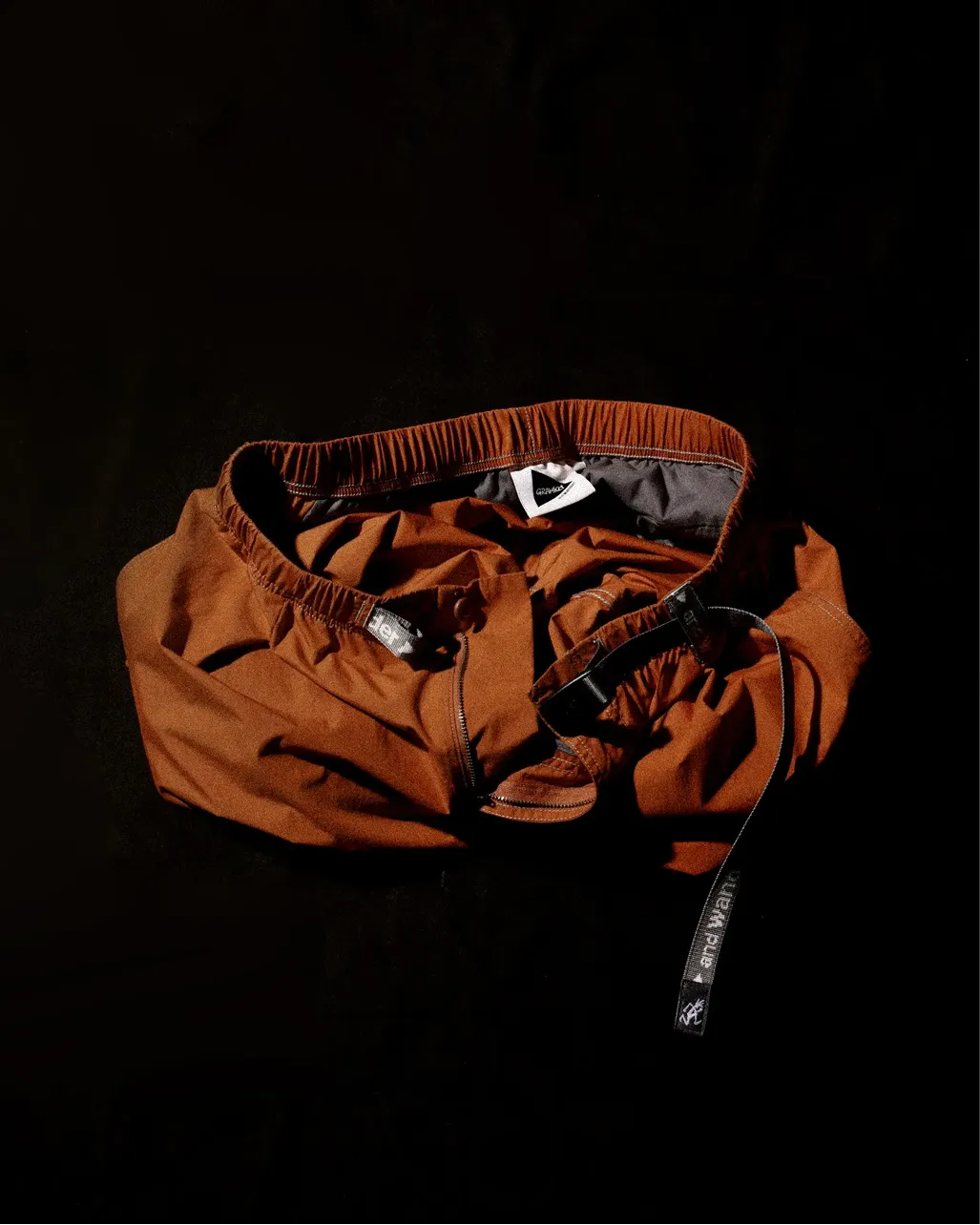 Gramicci × and wander 2026 SPRING SUMMER COLLECTIONが発売 (グラミチ アンドワンダー)