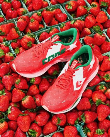 【300足限定】熊本県玉名市の名産品“イチゴ”をモチーフにしたCONVERSE SPORTS “CONS RUNBOUNCE / 3itsuka” Special Editionが2026年 2/22 & 3/28 発売 (コンバース)