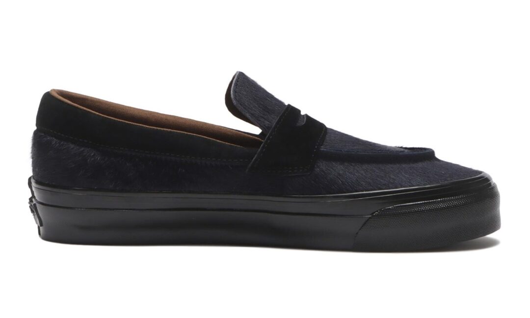 【2026年 3/1 発売】ローファーを再解釈したアーカイブモデル VANS PREMIUM LOAFER 53 “Pony Hair Dress Blues” (バンズ プレミアム ローファー “ポニーヘア”) [VN000VASLKZ]