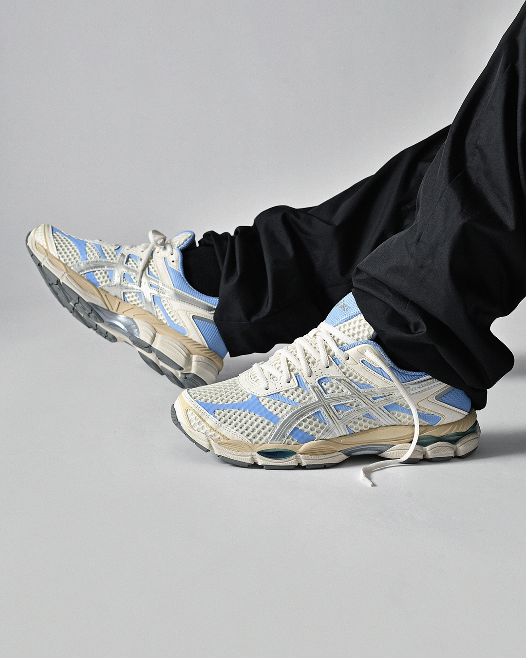 【2026年 2/18 発売】ASICS GEL-CUMULUS 16 “Ivory/Pure Silver” (アシックス ゲルキュムラス) [1203A733.750]