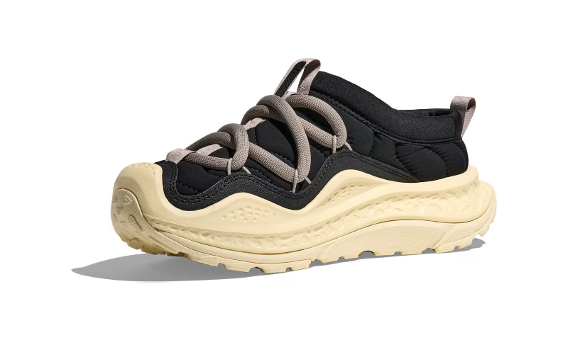 【2026年 3/2 発売】HOKA ORA PRIMO “Black/Vintage Yellow” (ホカ オラ・プリモ) [1141570-BCKV]