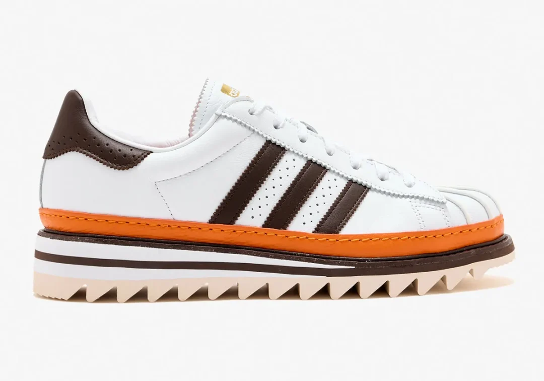 【2026年 3/7 発売】CLOT × adidas Originals SUPERSTAR DRESS “White/Coffee/Orange” (クロット アディダス オリジナルス スーパースター ドレス “ホワイト/コーヒー/オレンジ”) [KK1388]