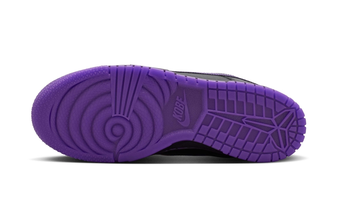 【2026年 9/4 発売】FC Barcelona × Kobe Bryant × NIKE DUNK LOW QS “Black/Field Purple” (FCバルセロナ コービー・ブライアント ナイキ エア フォース 1 ロー “ブラック/パープル”) [IV7508-001]