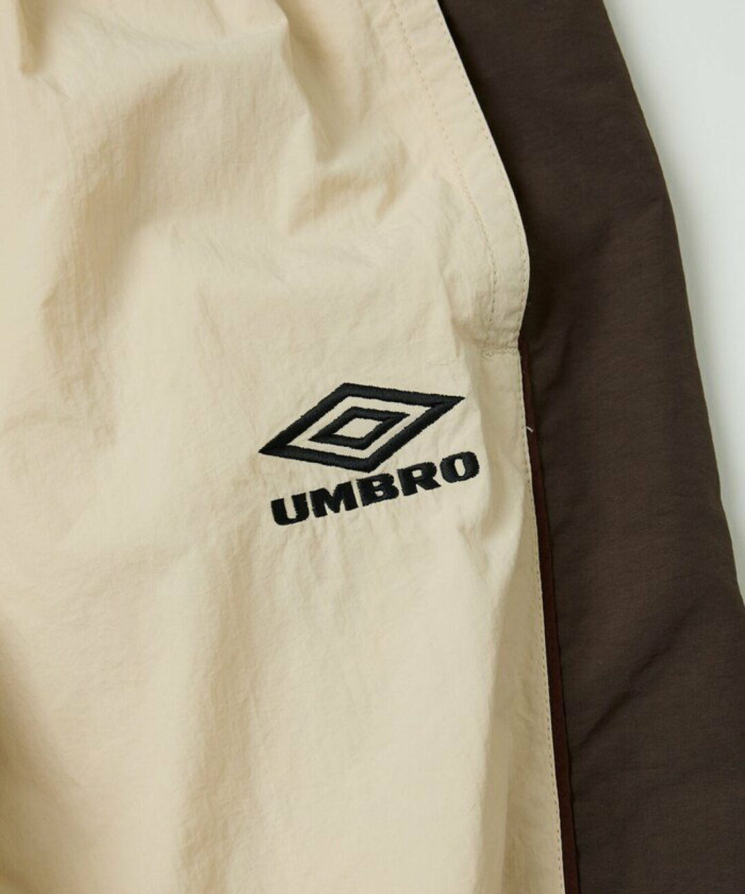 UMBRO × go!go!vanillas コラボアイテムが発売 (アンブロ ゴーゴー・バニラズ)