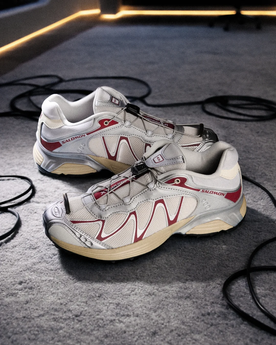 【2026年 2/27 発売】Salomon XT-WHISPER “Vanilla Ice/Almond Milk/Castlerock” (サロモン) [L49218900/L49219100/L49219300]