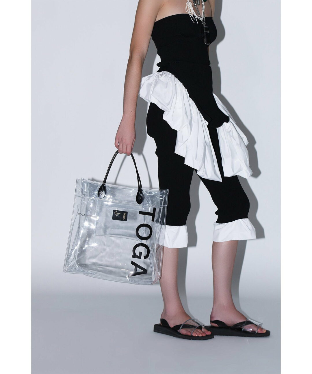 TOGA 2026 SS “Logo tote bag PVC”が発売 (トーガ)