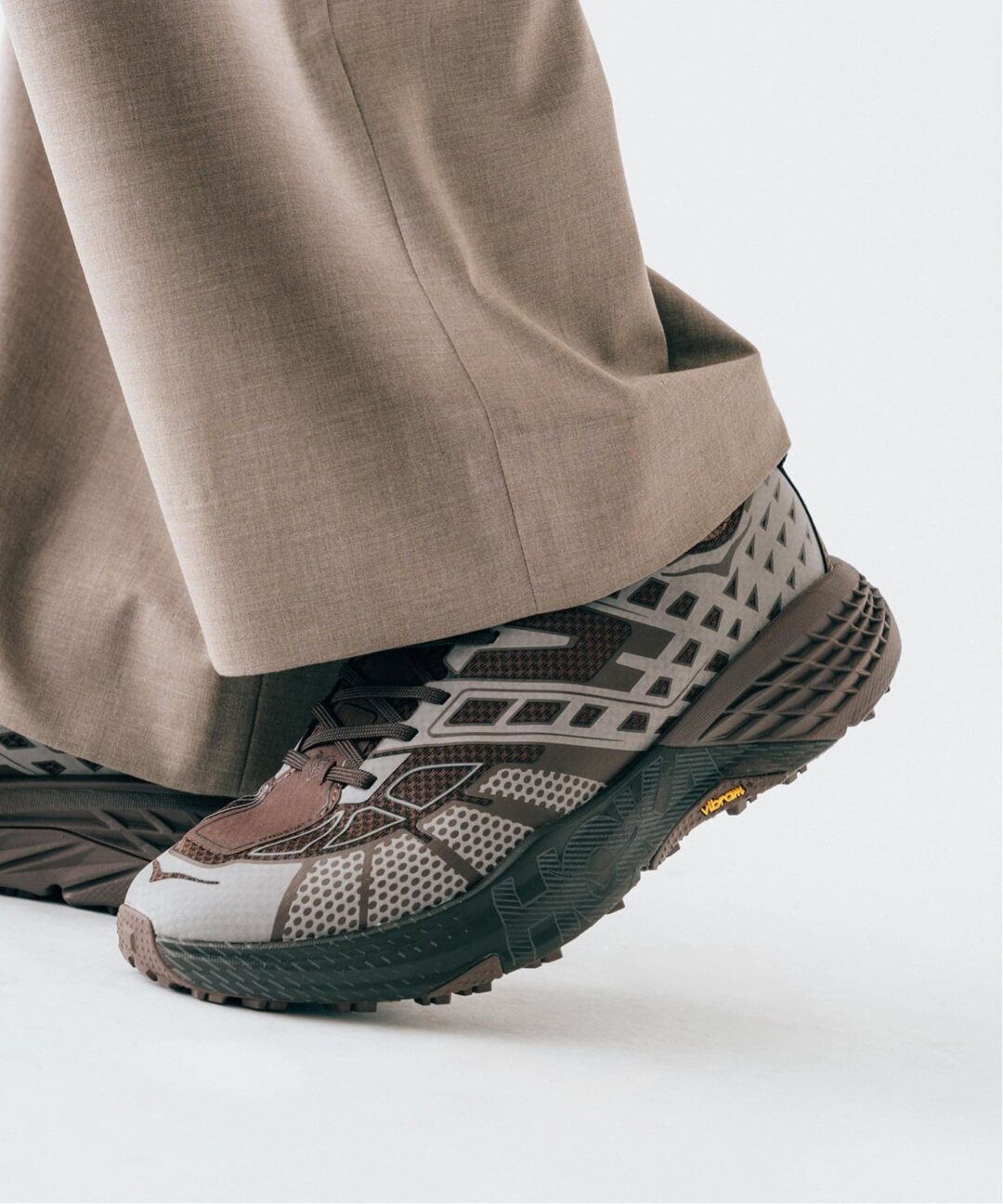 【日本国内限定カラー】HOKA STEALTH/TECH “MAFATE SPEED 2 & SPEEDGOAT 2” (ホカ マファテスピード スピードゴート) [1171891-CNW/1171910-WNTC]