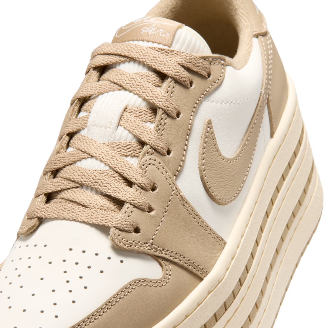 【2026年 4/3 発売】NIKE W AIR JORDAN 1 TRIPLE STACK “Khaki/Sail/Coconut Milk” (ナイキ エア ジョーダン トリプルスタック “カーキ/セイル/ココナッツミルク”) [HV8288-200]