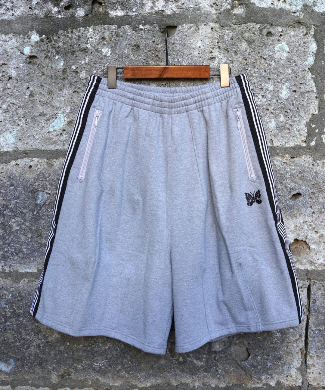 NEEDLES × BEAVER 2026 SS 別注 “H.D. Track Short – Cotton Jersey”が3月中旬 発売 (ニードルズ ビーバー)