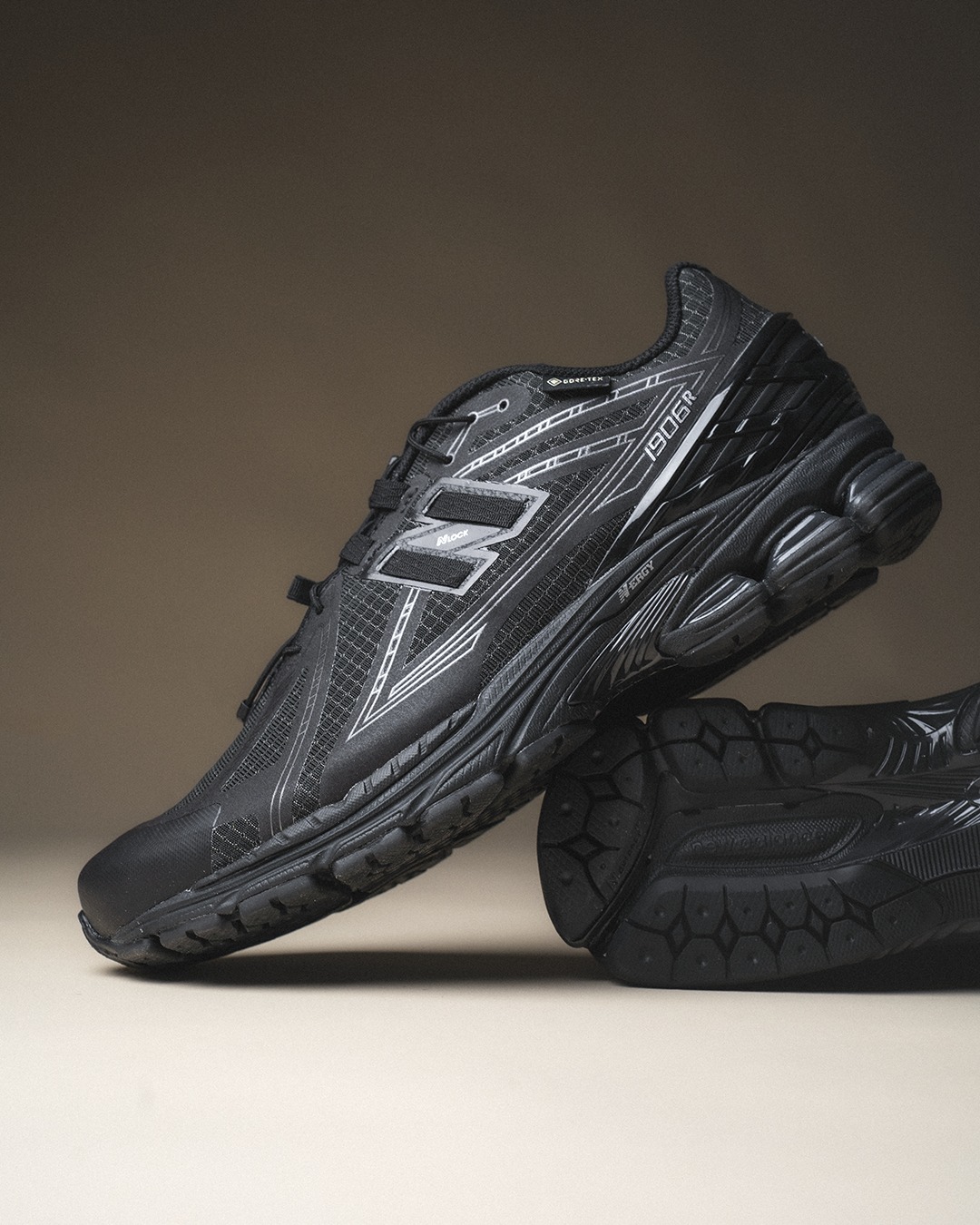 【2026年 3/16 発売】New Balance U1906 31U “Black/Alkaline Green” (ニューバランス) [U190631U]