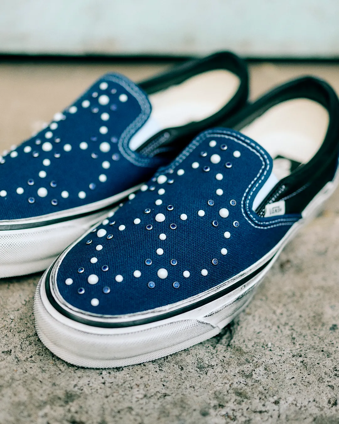 【2026年 3/21 発売】VANS PREMIUM CLASSIC SLIP-ON 98 “PEARLIZED PACK” (バンズ プレミアム クラシック スリッポン) [VN000D9PIND/VN000D9PBKA]