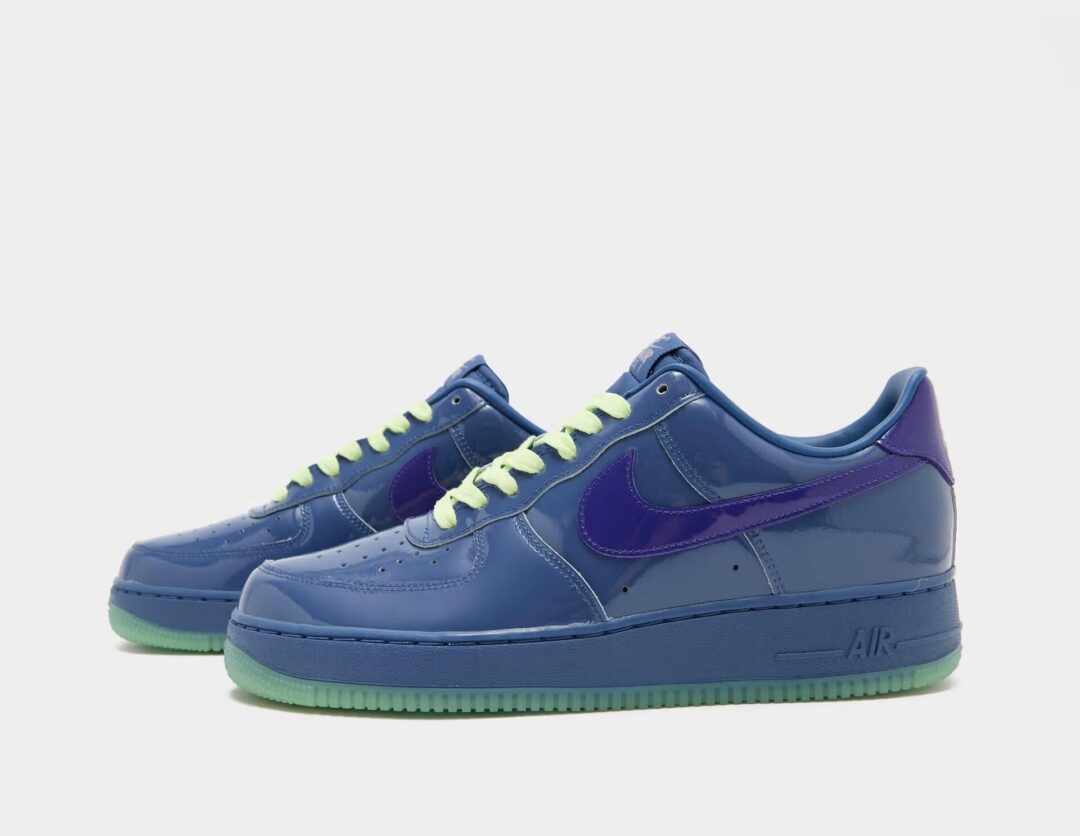 【2026年 発売予定】NIKE AIR FORCE 1 LOW PATENT “Mystic Navy/Dark Team Red/Topaz Gold” (ナイキ エア フォース 1 ロー パテント “ネイビー/レッド/ゴールド”) [IO4489-400/IO4489-601/IO4489-700]