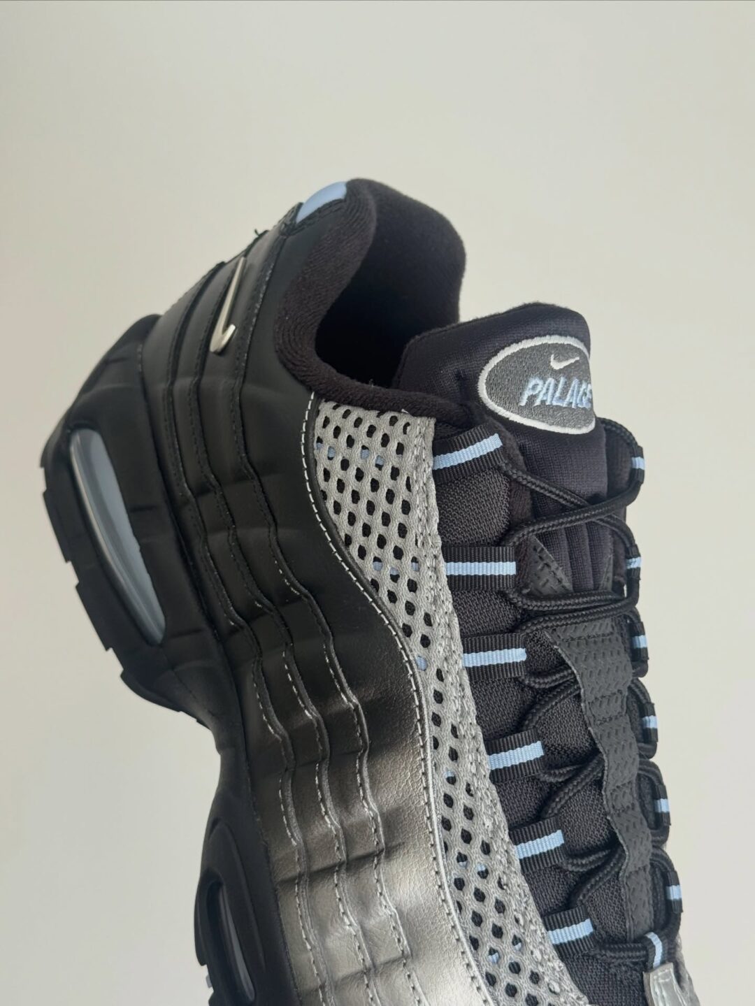 【2026年 4/11 11:00~発売予定】Palace Skateboards × NIKE AIR MAX 95 (パレス スケートボード ナイキ エア マックス) [IQ7708-095]