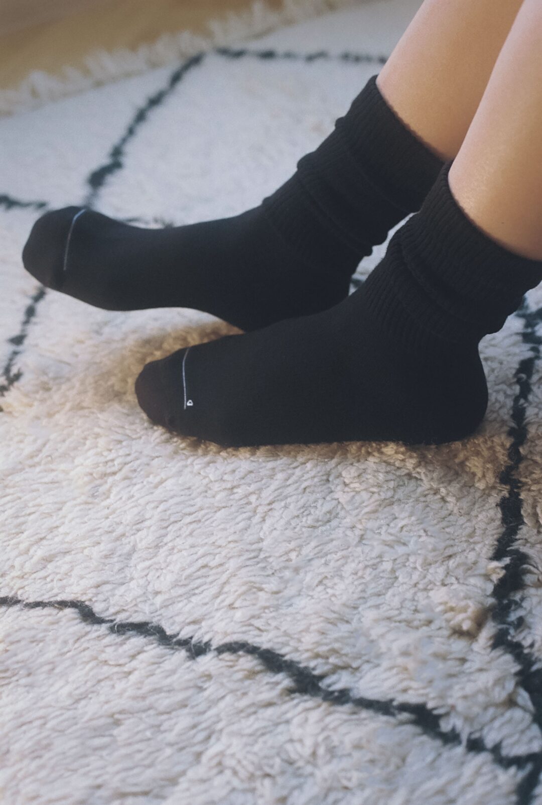 Hanes x スタイリスト 百々千晴 コラボ第2弾が2026年 3/27 発売 (ヘインズ)