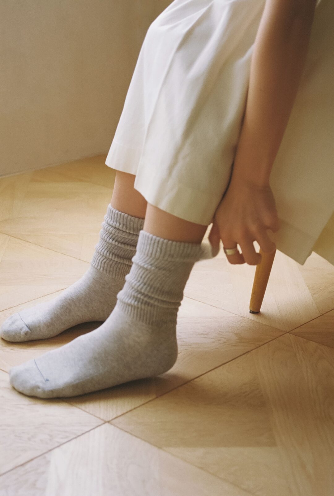 Hanes x スタイリスト 百々千晴 コラボ第2弾が2026年 3/27 発売 (ヘインズ)