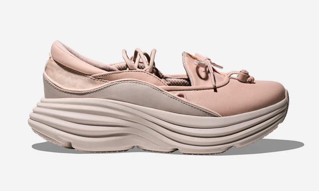 【2026年 3/20 発売予定】HOKA BONDI MARY JANE “Beech Wood/Stucco” (ホカ ボンダイ メリージェーン) [1171546-BTCC]