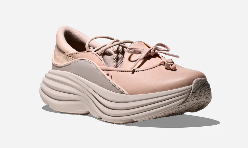 【2026年 3/20 発売予定】HOKA BONDI MARY JANE “Beech Wood/Stucco” (ホカ ボンダイ メリージェーン) [1171546-BTCC]