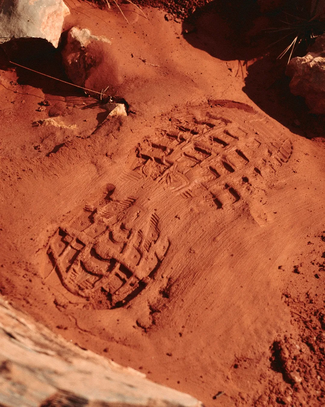 【2026年 3/6 発売】Salomon “RED ASHES CAPSULE” XA PRO 3D & ACS PRO & XT-WHISPER (サロモン “レッドアッシュズカプセル”) [L47968400/L47971400/L47967900]