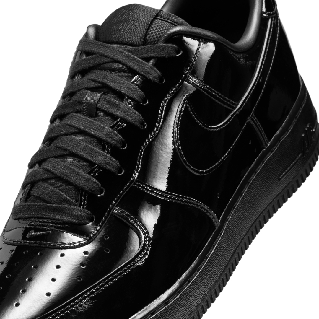【2026年 5月 発売予定】NIKE AIR FORCE 1 LOW PREMIUM “Black Patent” (ナイキ エア フォース 1 ロー プレミアム “ブラックパテント”) [IV2857-010]