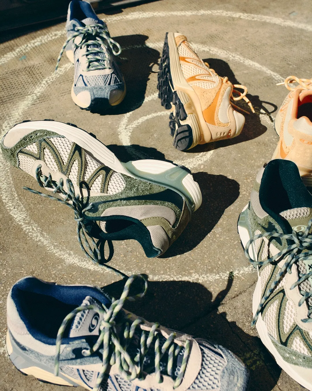 【2026年 3/18 発売】Salomon XT-WHISPER “EMBROIDERY PACK” (サロモン) [L47957400/L49142600/L49216400]