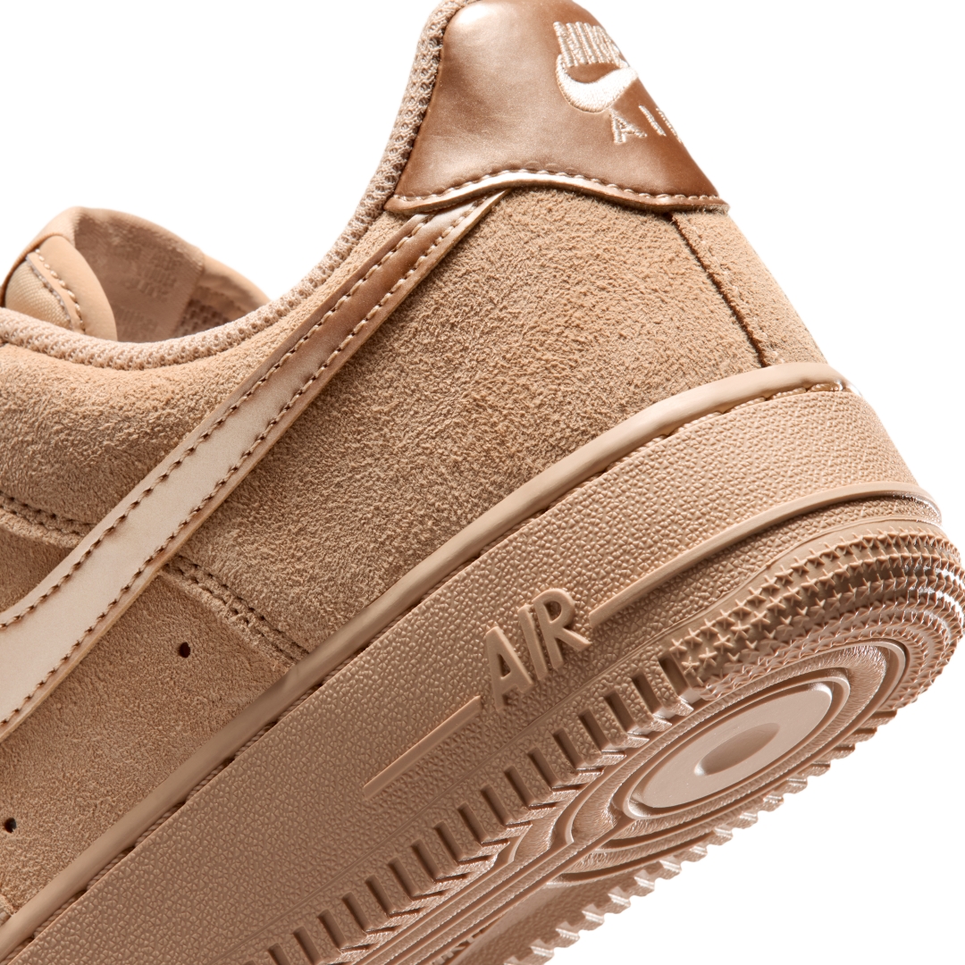 【2026年 3/13 発売予定】NIKE W AIR FORCE 1 LOW “Linen Suede/White” (ナイキ エア フォース 1 ロー “リネンスエード/ホワイト”) [IO4833-201]