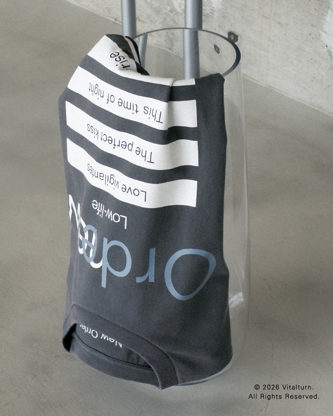 ロックバンド「New Order」と「bonjour records」のオフィシャルTシャツが2026年 3/14 発売 (ニューオーダー ボンジュール レコード)