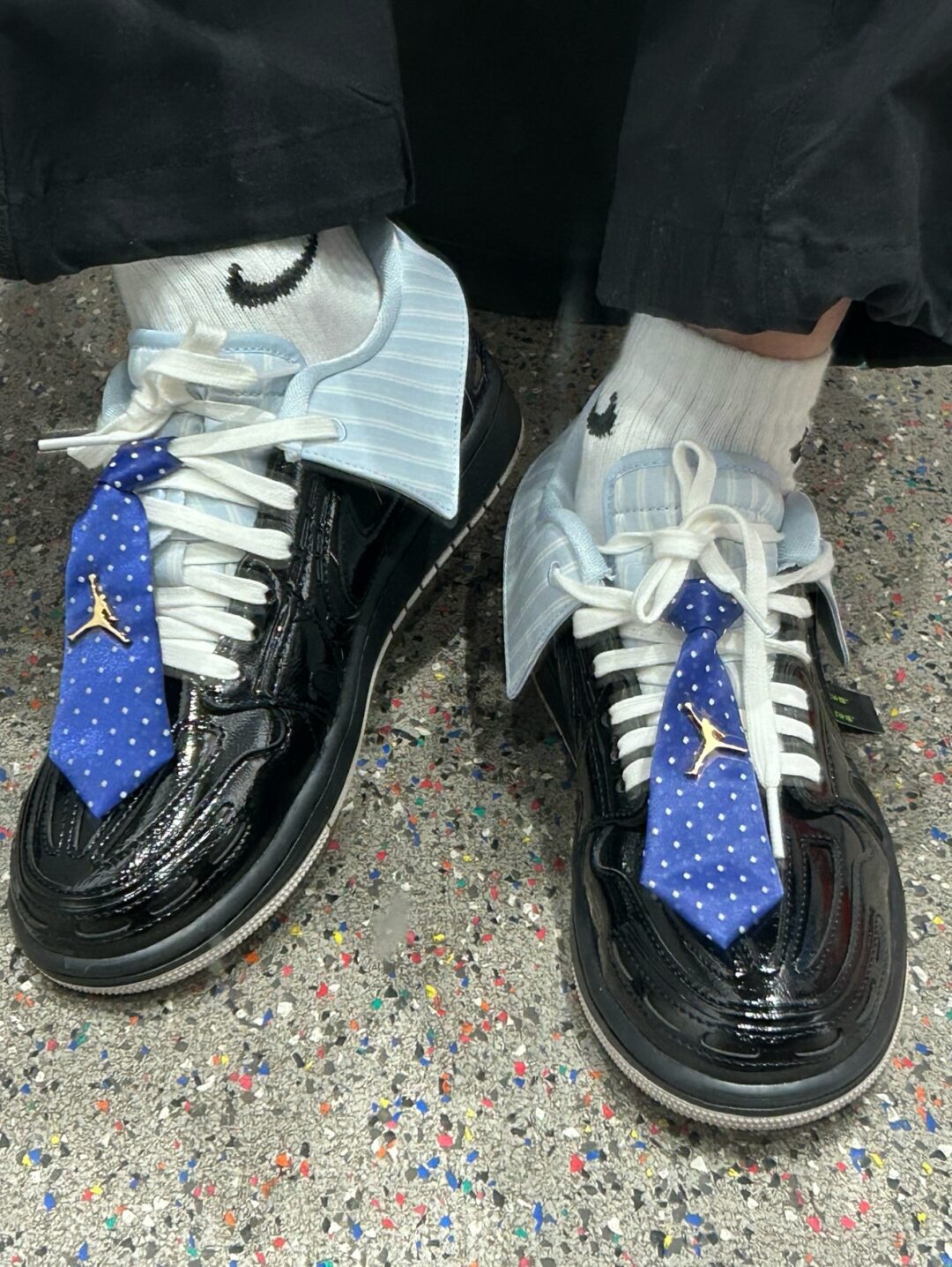 【2026年 発売予定】NIKE W AIR JORDAN 1 LOW METHOD OF MAKE V3 “Black Tuxedo Bow Tie” (ナイキ ウィメンズ エア ジョーダン 1 ロー MM “メソッドオブメイク/ブラック タキシード ボウ タイ”)